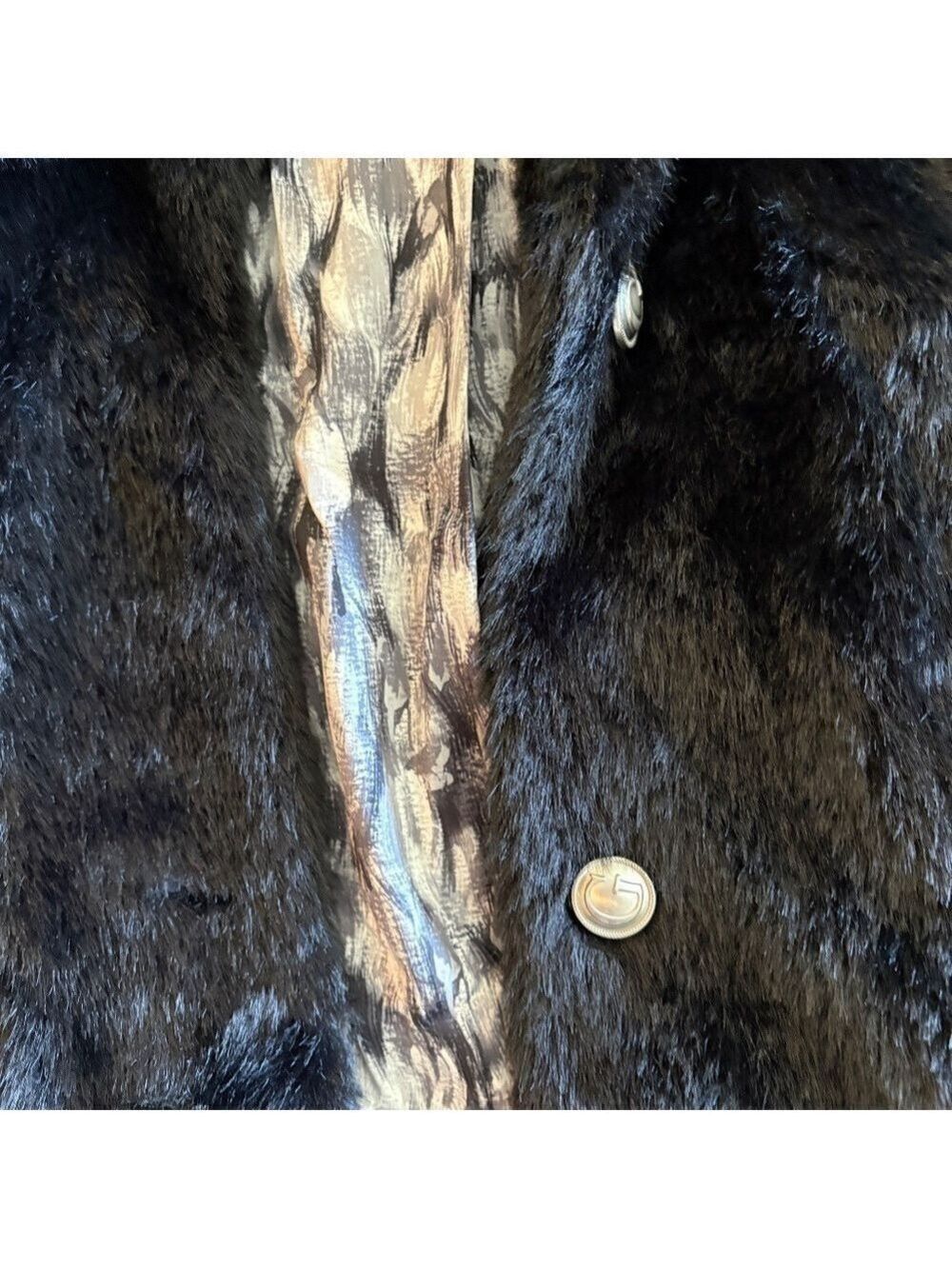 GUESS Women's Filomena Faux-Fur Jacket Black Cozy Medium - Picture 12 of 12